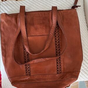 Vilenca Brown Leather Tote Bag